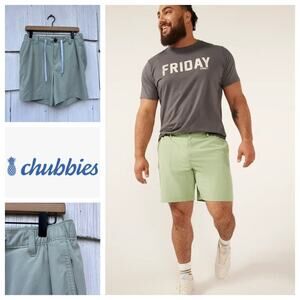 Chubbies Sage Green Everywhere Performance Shorts 6" Size Large